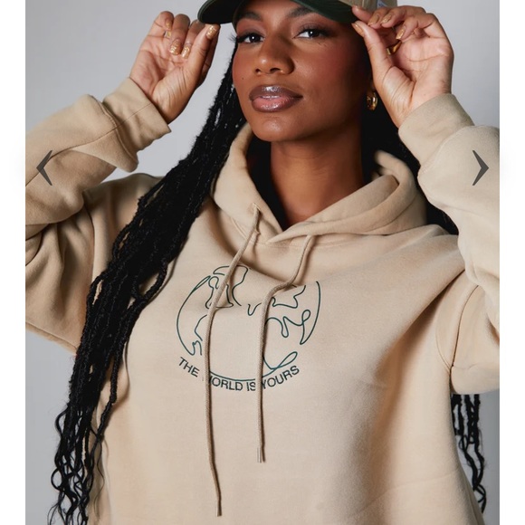 The Mayfair Group Hoodie Women’s S/M Oversized Beige “The World Is Yours” - Picture 1 of 16